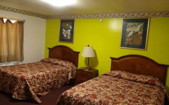 Iris Motel - Mount Pleasant
