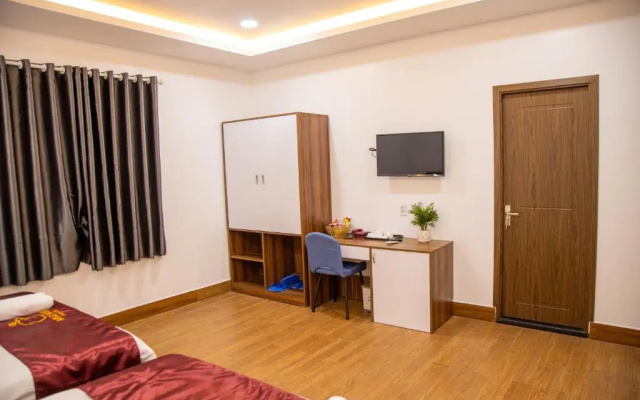Apple Hotel