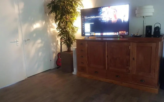 LUXE Bloemenzicht 4 personen, BnB, 10 minuten van zee