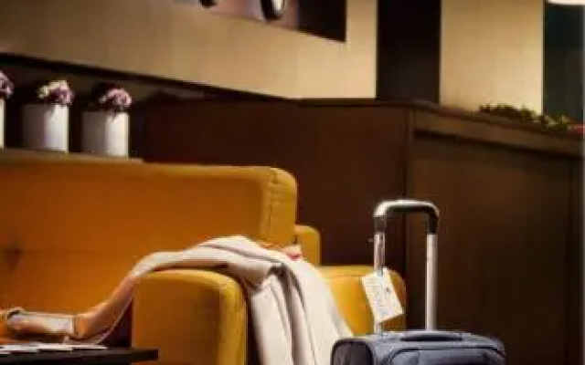 Voyage Hotel