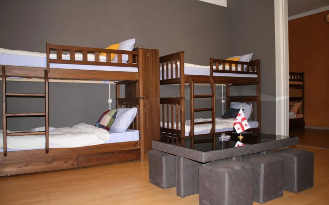 Rozetti Hostel