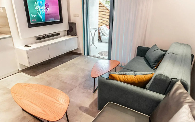 Garden Suite & Pool