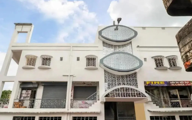 Hotel Annie by OYO Rooms