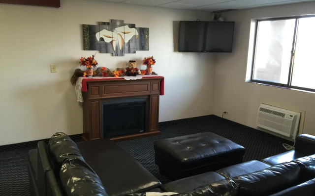 Red Coach Inn and Suites Grand Island NE