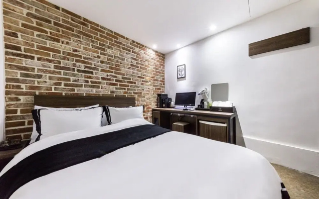 T hotel Cheonho