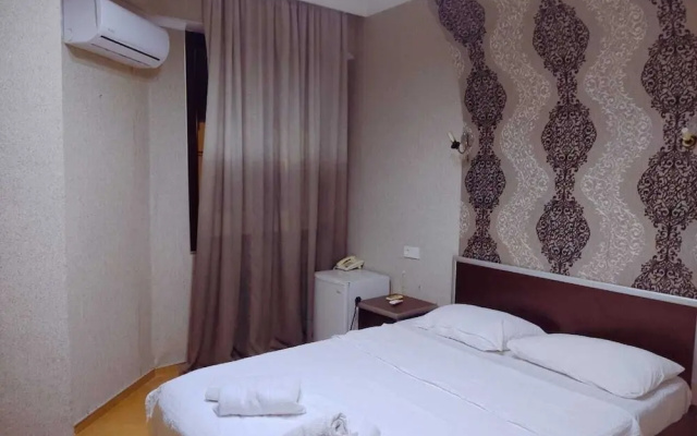 hotel golden star