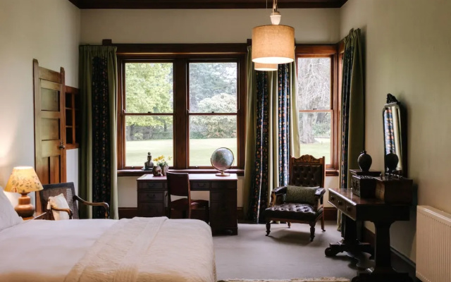 Wallingford Homestead