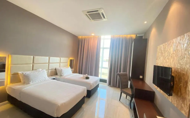 Stirling Suites Hotel & Serviced Apartment