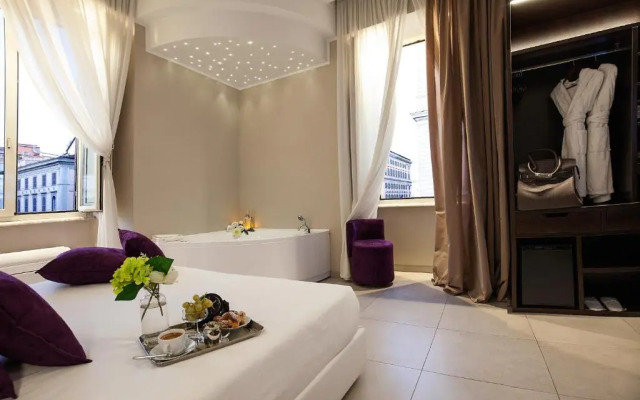 Roman Holidays Boutique