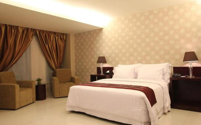 Lion Hotel & Plaza