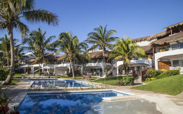 Las Villas Akumal  2B-18 by SkyRun