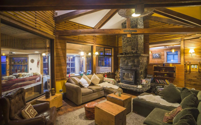 Weskar Lodge