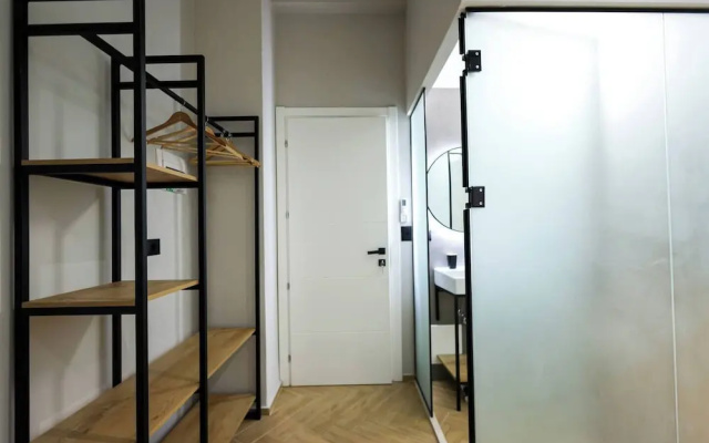 Grandstay Central 103