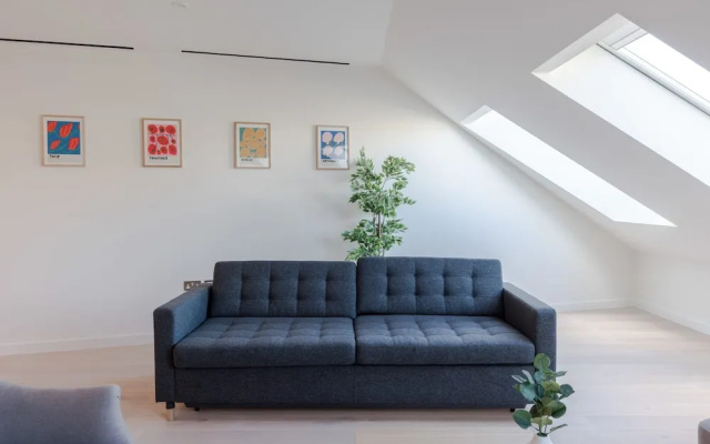 Zen Sanctuary - Soho - by Frankie Says