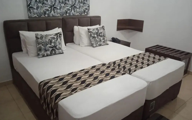 Larn's villa.