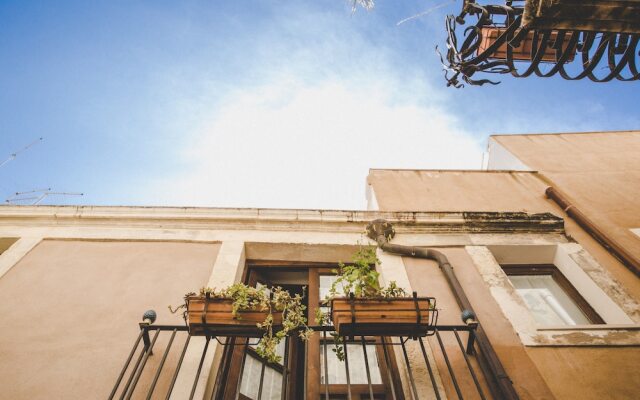 Отель Otium Home Rentals Италия, Сиракуза - отзывы, цены и фото номеров - забронировать отель Otium Home Rentals онлайн вид на фасад