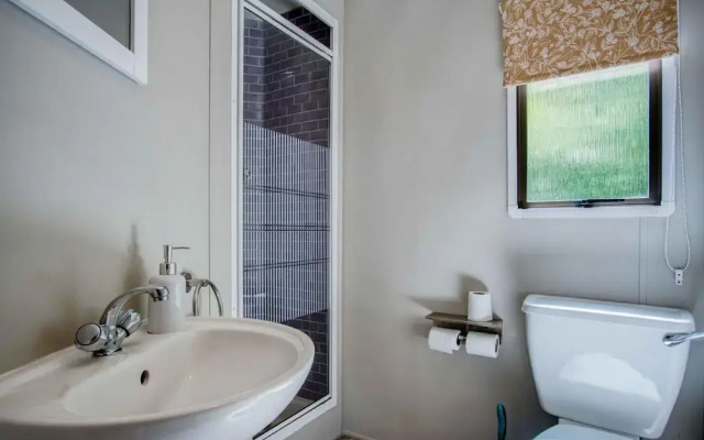 Hopkins Retreat - 3 Bedroom Caravan - Hot Tub