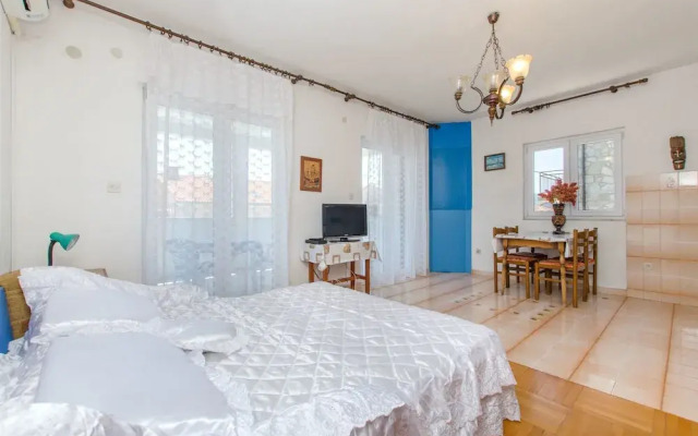 Apartments Bozjidar