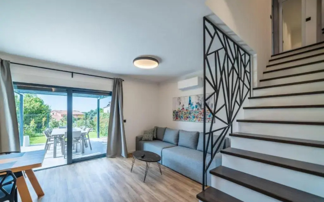 PINNA RESIDENCE - Datul