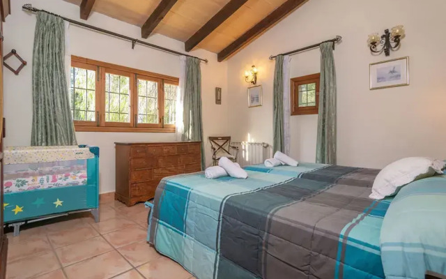 Canaus in Campos With 3 Bedrooms and 2 Bathrooms