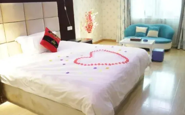 Jinhuang Theme Hotel