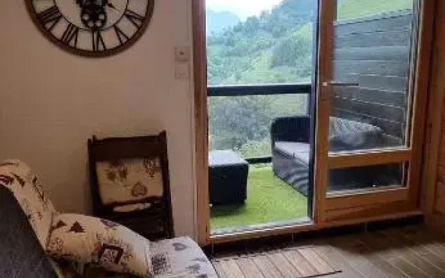 Studio Uissan pour 5 personnes à côté des pistes