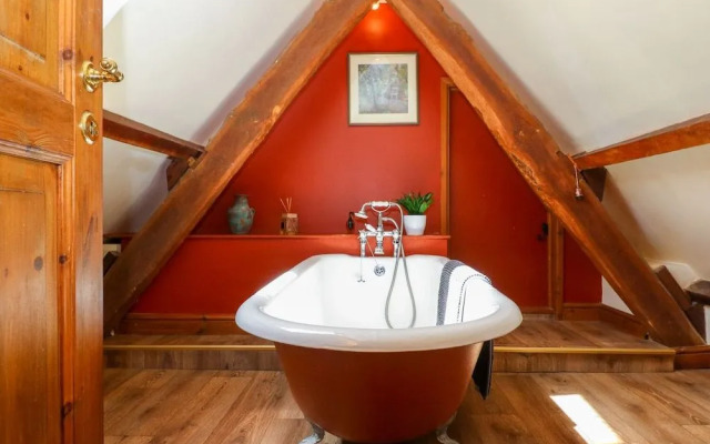 Henmarsh Cottage