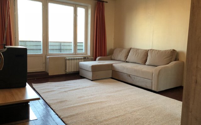 Гостиница 1-J Tushinskij Proezd 8 Apartments в Москве отзывы, цены и фото номеров - забронировать гостиницу 1-J Tushinskij Proezd 8 Apartments онлайн Москва комната для гостей