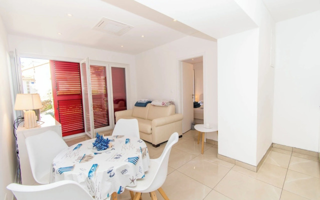 Apartment Dora Pag