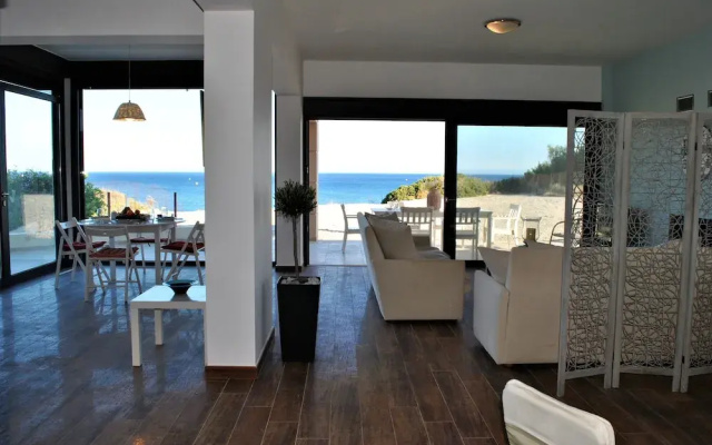 Kiotari Jewel Blue Beachfront Villa