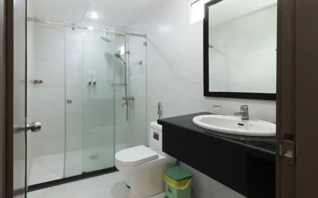 Paragon Centre Apartment