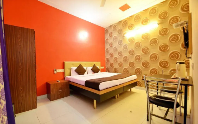 Silver One By OYO Rooms