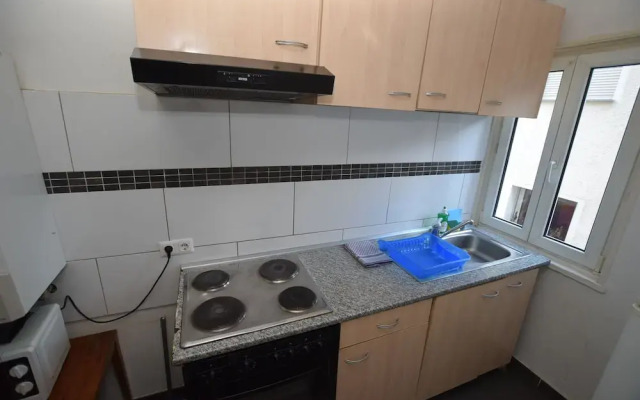 AB Apartment 15