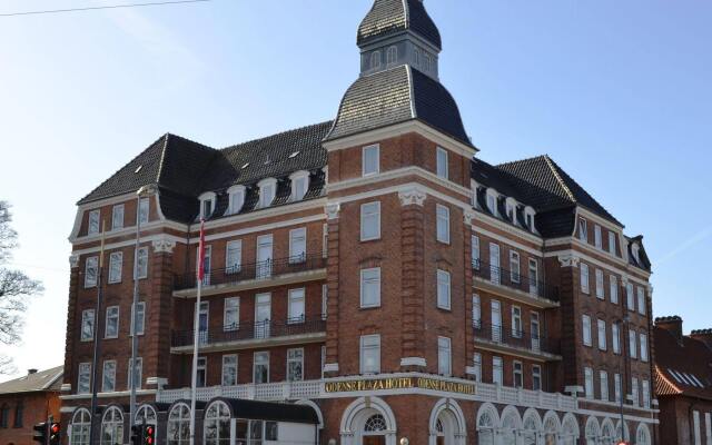 Milling Hotel Plaza вид на фасад