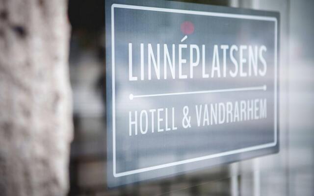 Отель Linneplatsens Hotell & Vandrarhem Гётеборг вид на фасад