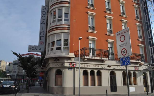 Отель Hostal Socaire вид на фасад