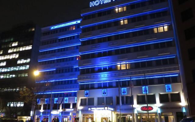 Отель Best Western Hotel President Германия, Берлин - 10 отзывов об отеле, цены и фото номеров - забронировать отель Best Western Hotel President онлайн вид на фасад