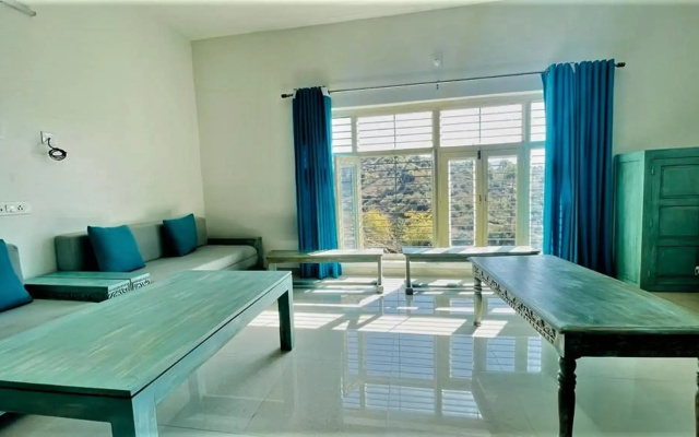 SHIKHAR BUNGLOW - A Stunning Valley View Bungalow in Mount Abu