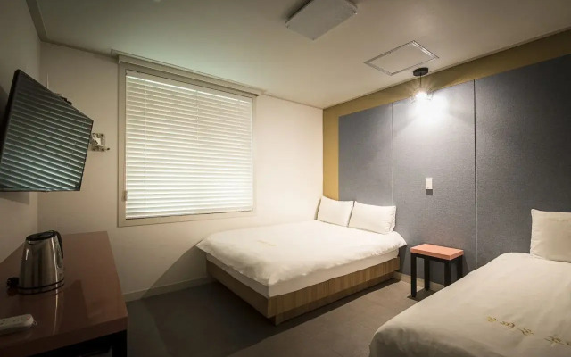 Champion Hotel Jeju
