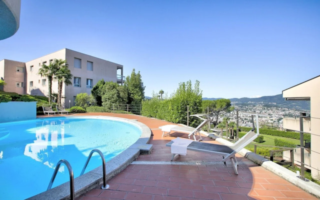 Oasis Panoramic 1BR With Shared Pool