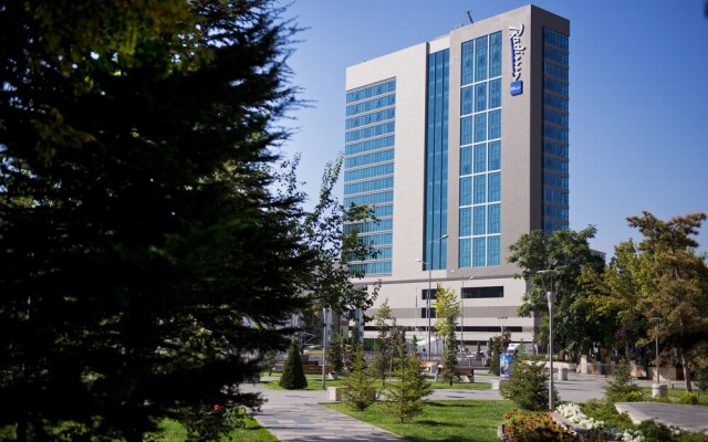 Radisson Blu Hotel, Kayseri вид на фасад