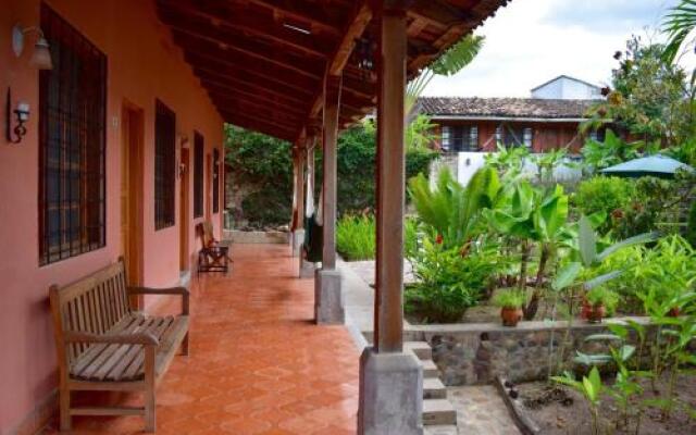 Отель La Casa De Cafe Гондурас, Копан-Руинас - отзывы, цены и фото номеров - забронировать отель La Casa De Cafe онлайн вид на фасад