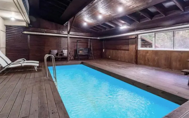 Vista Hill Poolvilla