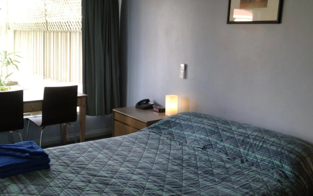 City West Motel