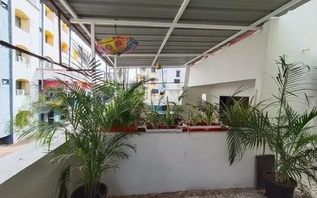 Hotel Sai's Village