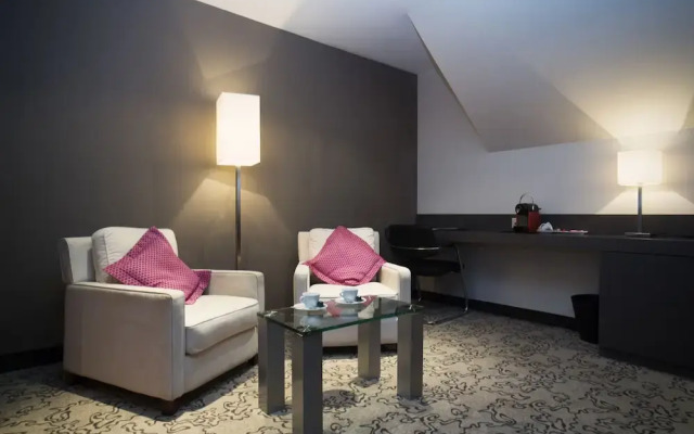 Hotel International