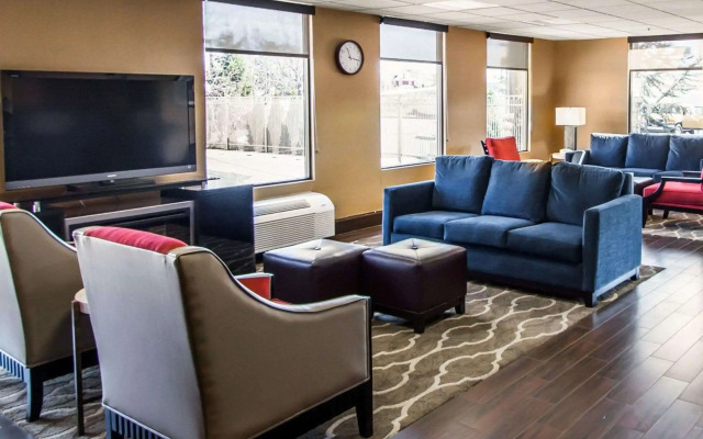 Quality Inn & Suites NJ State Capital Area