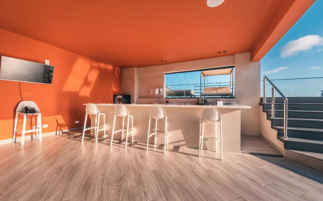 Regatta Living Condos