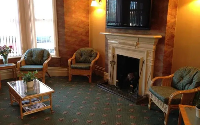 Ivydene Hotel