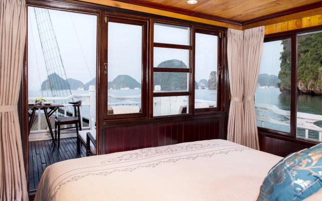 Aphrodite Cruise